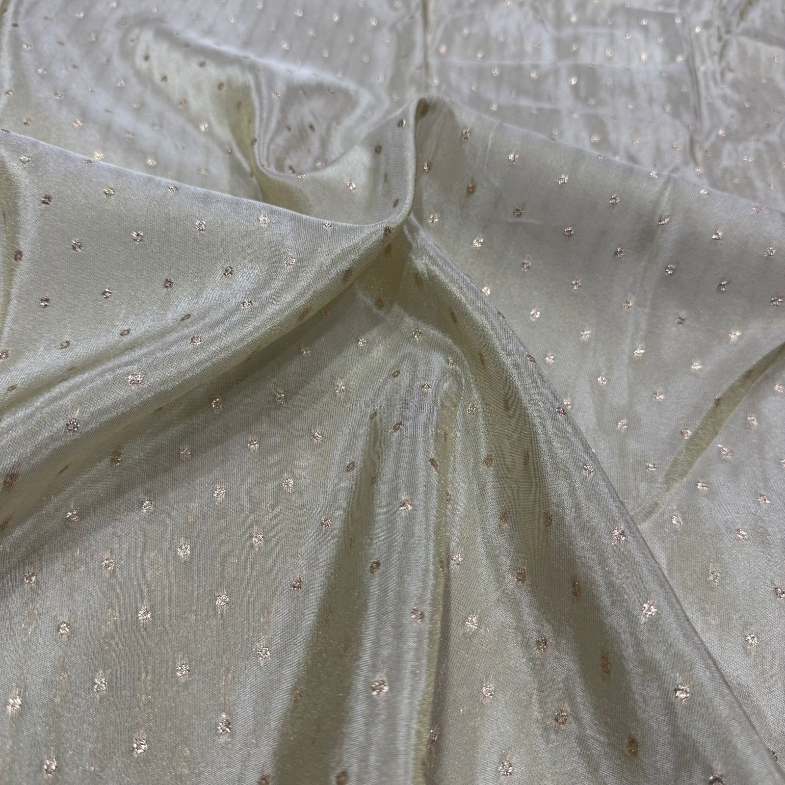 Gold Butti Floral Dyeable Zari Banarasi Viscose Gold Tissue Silk Fabric