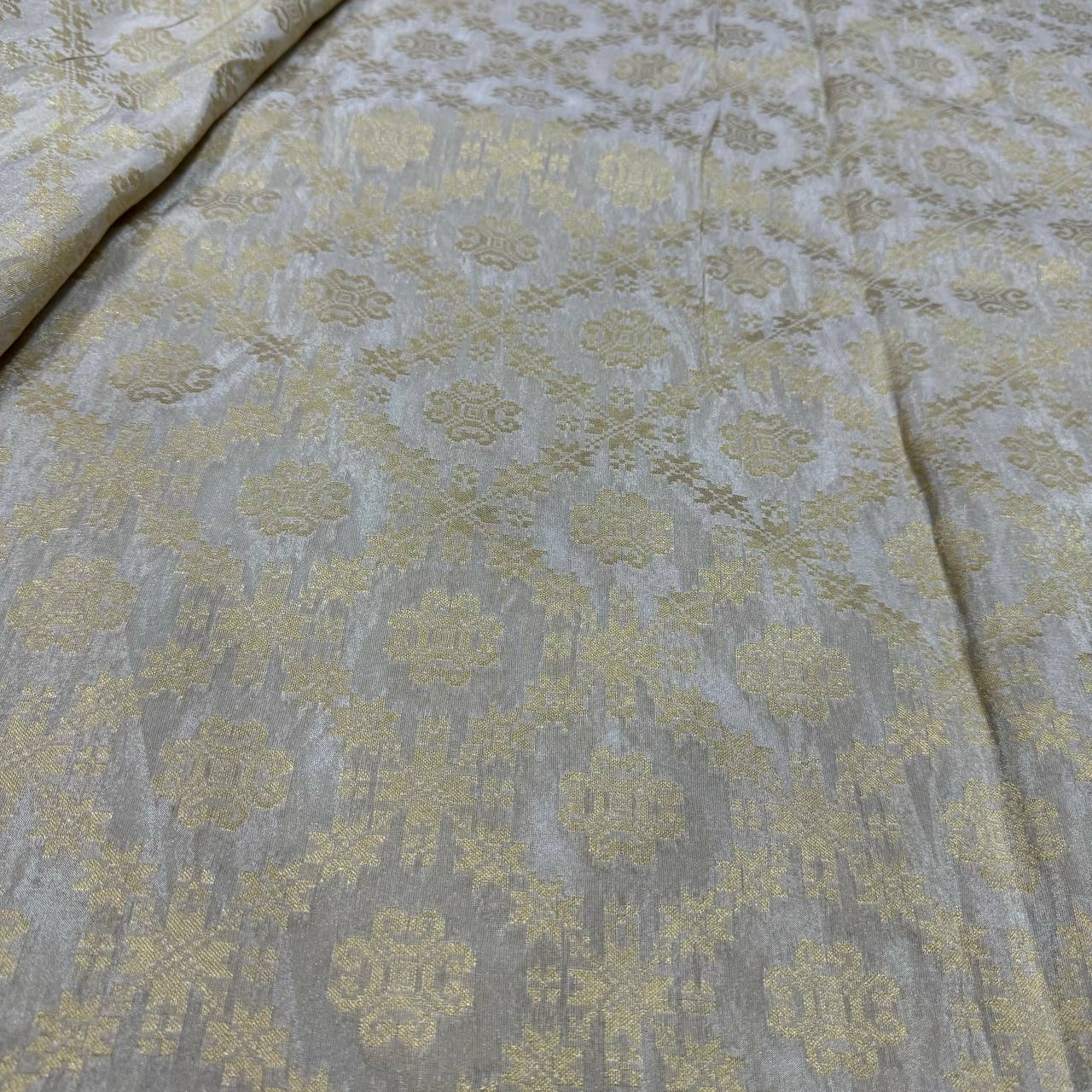 White & Gold Geometric Dyeable Zari Banarasi Viscose Gold Tissue Silk Fabric