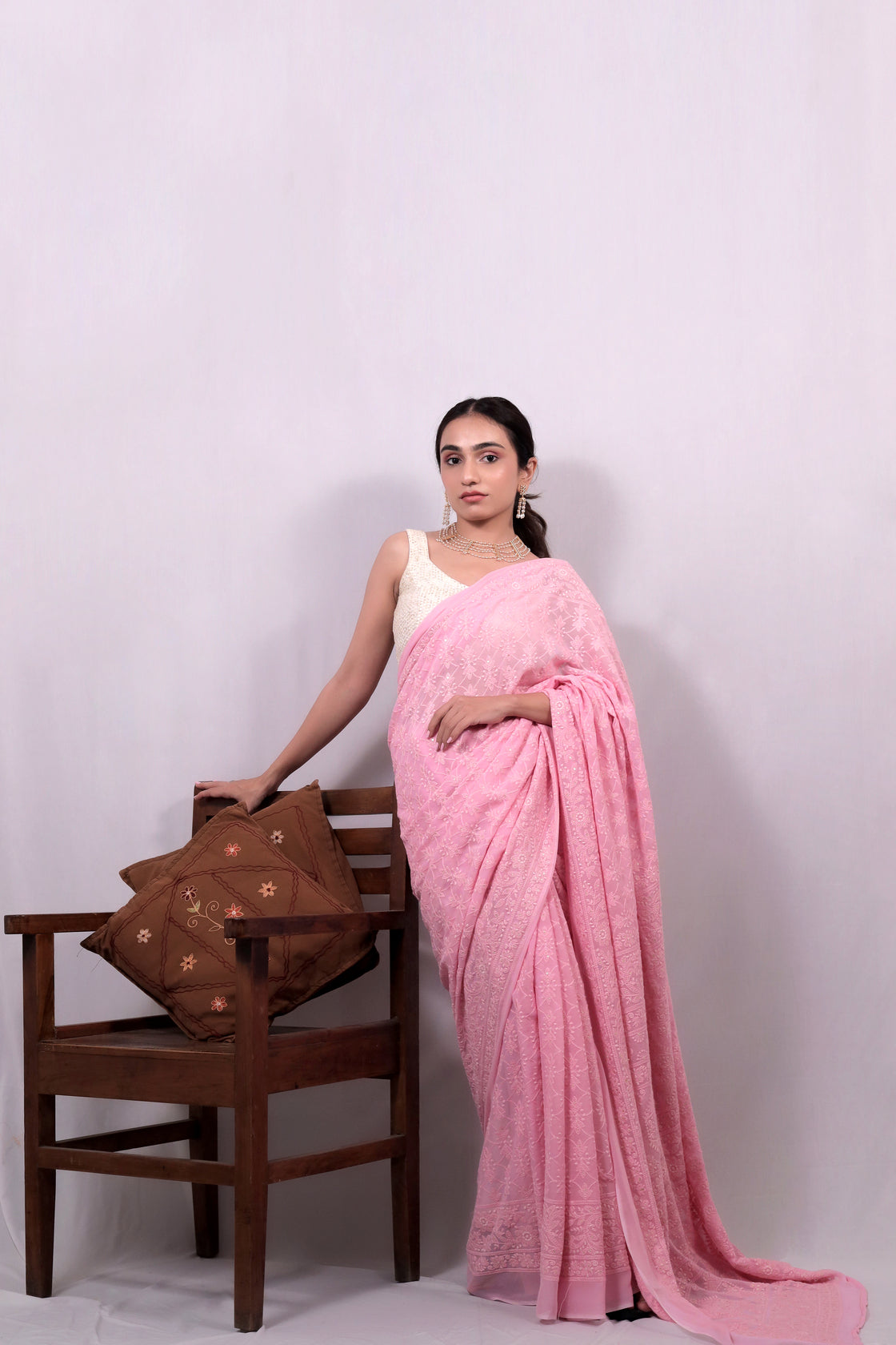 Light pink lakhnavi